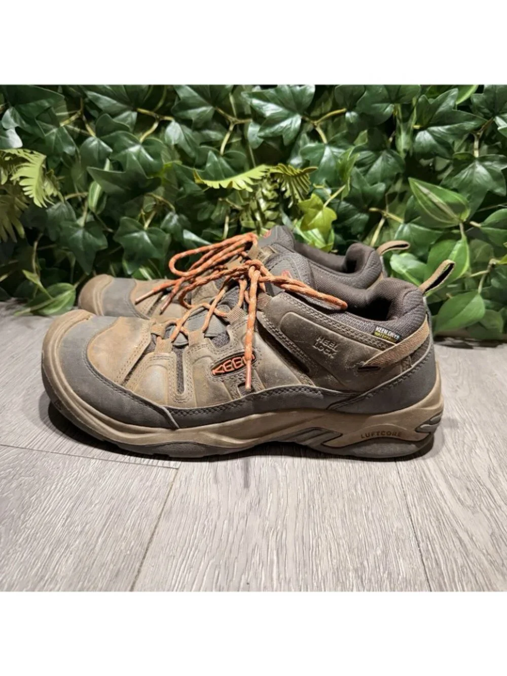 KEEN Circadia Low Waterproof Hiking Shoes Brown Leather MENS 11 Orange